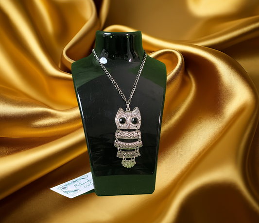 Elegant Owl Pendant Necklace
